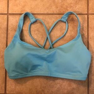 Lululemon Free to Be Bra size 4 - Light blue
